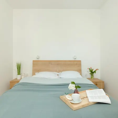 Baltic Whispers Z Basenem Easy- Rent D25 *