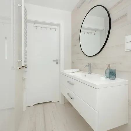Apartment Baltic Whispers Z Basenem Easy- Rent D25 Pobierowo