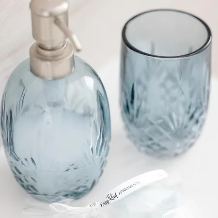 Baltic Whispers Z Basenem Easy- Rent D25