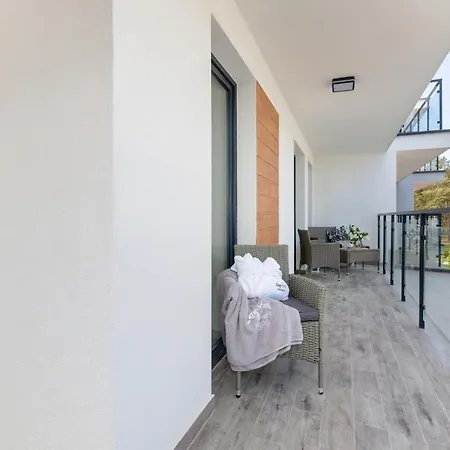 Baltic Whispers Z Basenem Easy- Rent D25 Apartment *