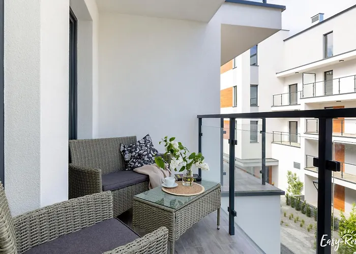 Baltic Whispers Z Basenem Easy- Rent D25 * Pobierowo